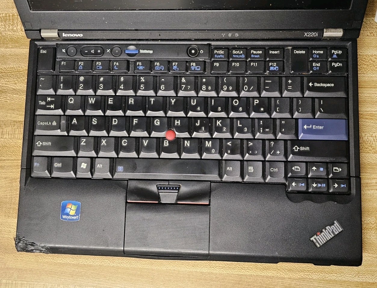 Lenovo ThinkPad X220 Intel i3 128GB SSD, 16GB RAM + Libreboot (Includes Charger)