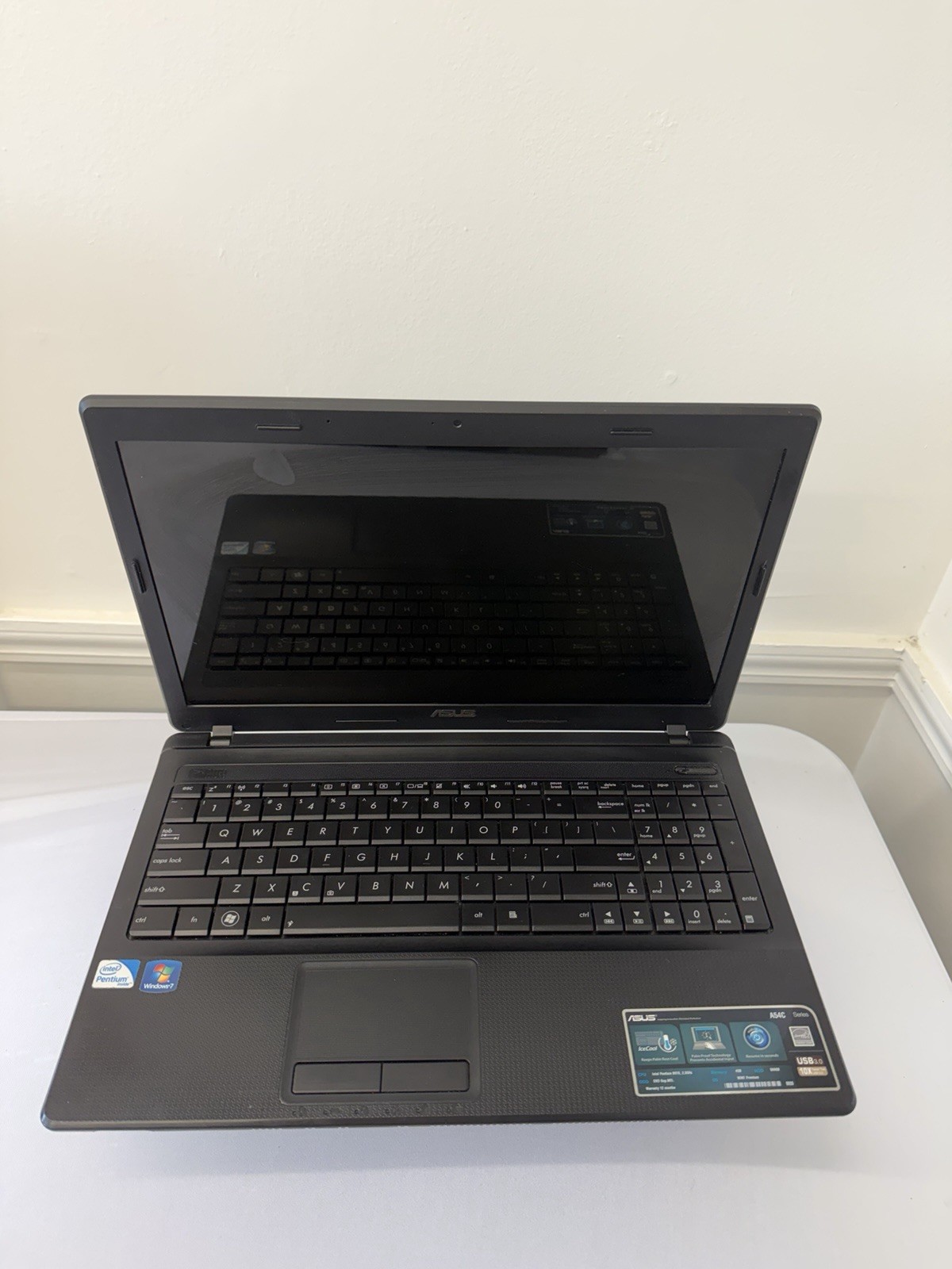 Asus A54C Laptop – Good Screen – Intel Pentium B970 – Read Des