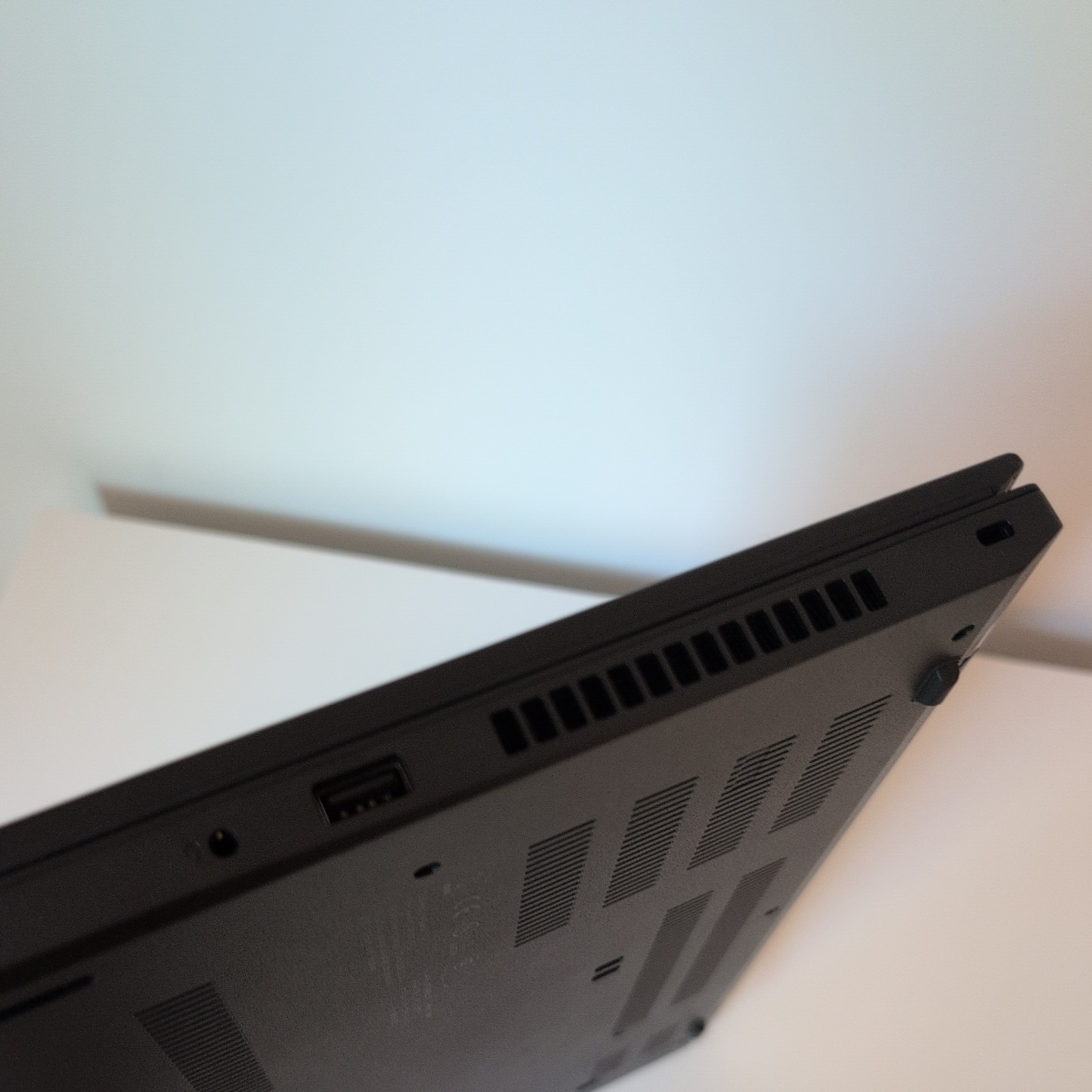 Lenovo ThinkPad L14 Gen 2 20X1005TUS 14″ i5-1135G7 2.4GHz 16GB RAM 512B SSD