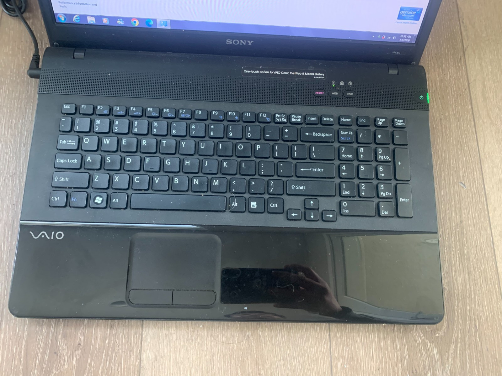 Sony VPCEC PCG-91111L 17.3″Intel Core i5 M480 2.67GHz 4GB RAM 320GB HDD Win 7