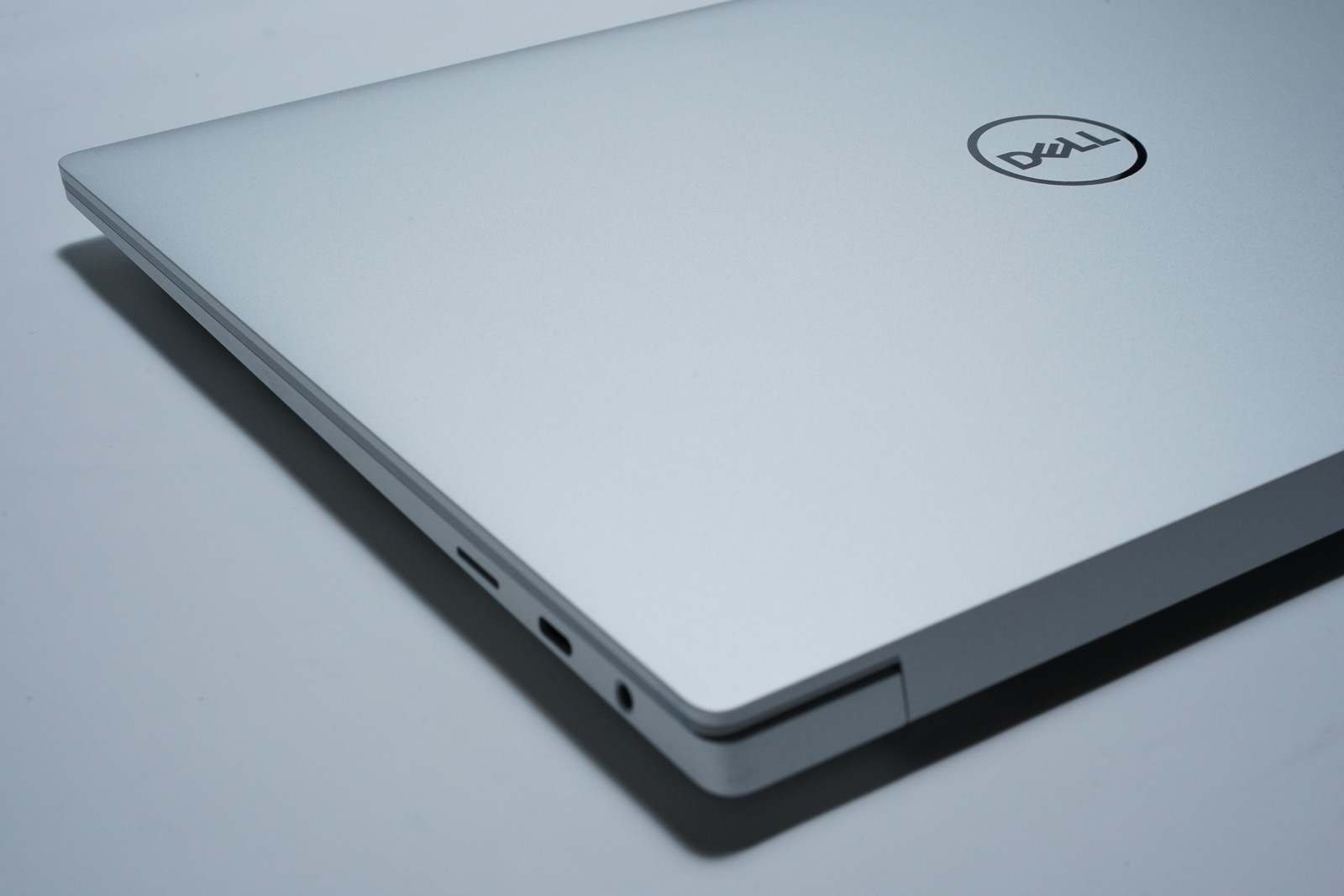 Dell XPS 14 9440 14.5″ Laptop Ultra 7 32GB 1TB 3.2K OLED Touch 120Hz