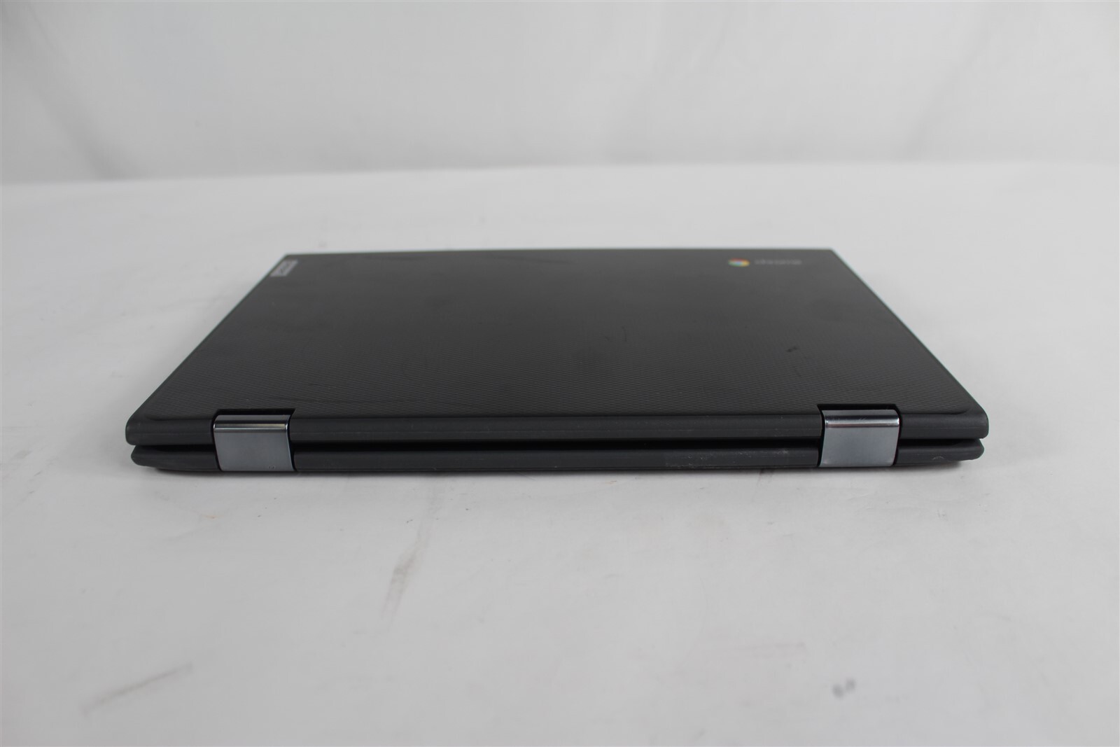 Lenovo ChromeBook 300E Gen 2 11.6″ HD Touch AMD A4-9120C 1.6GHz 4GB 32GB eMMC