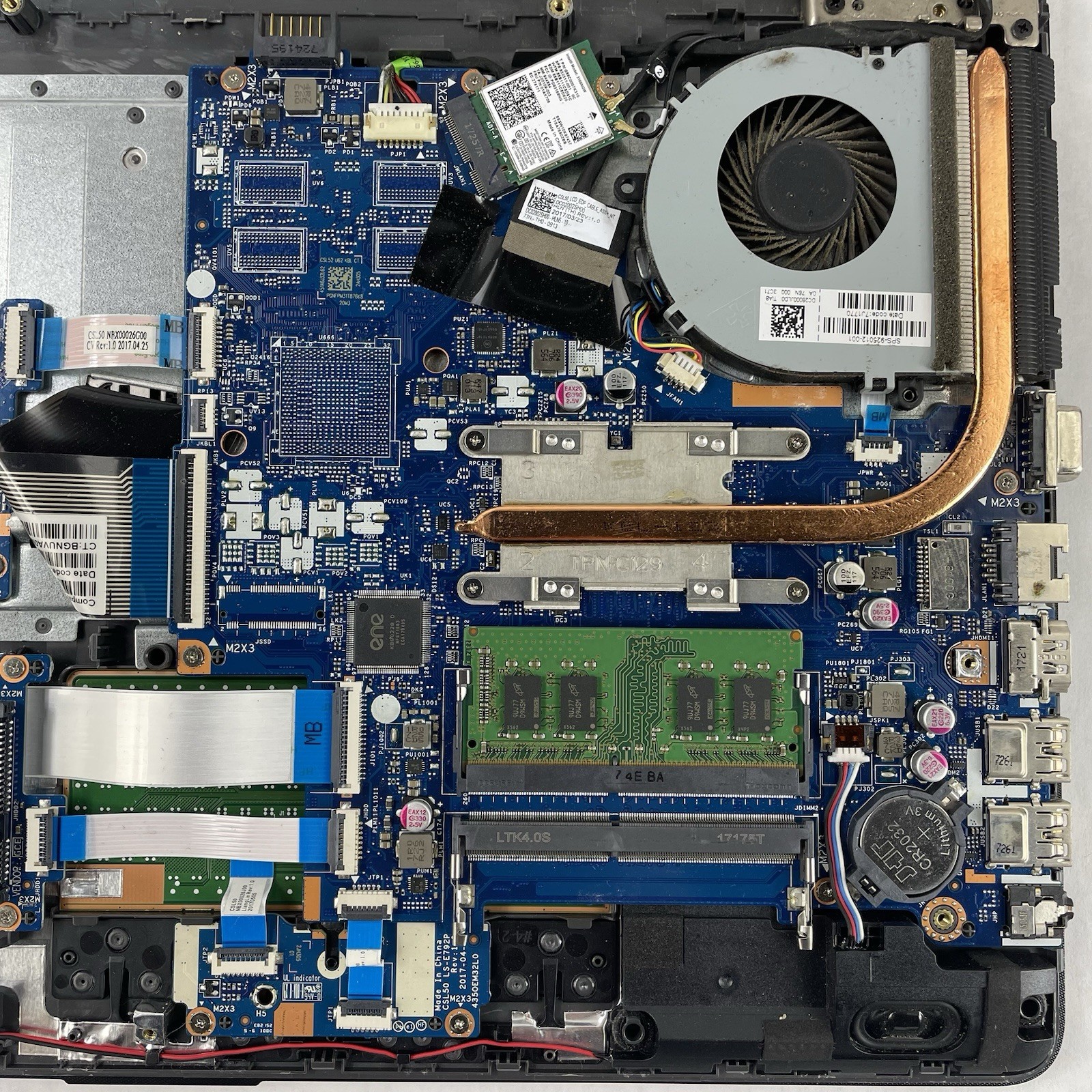 HP 250 G6 15.6″ i5-7200U 2.50 GHz 8 GB RAM No SSD No OS – Bad Keys READ