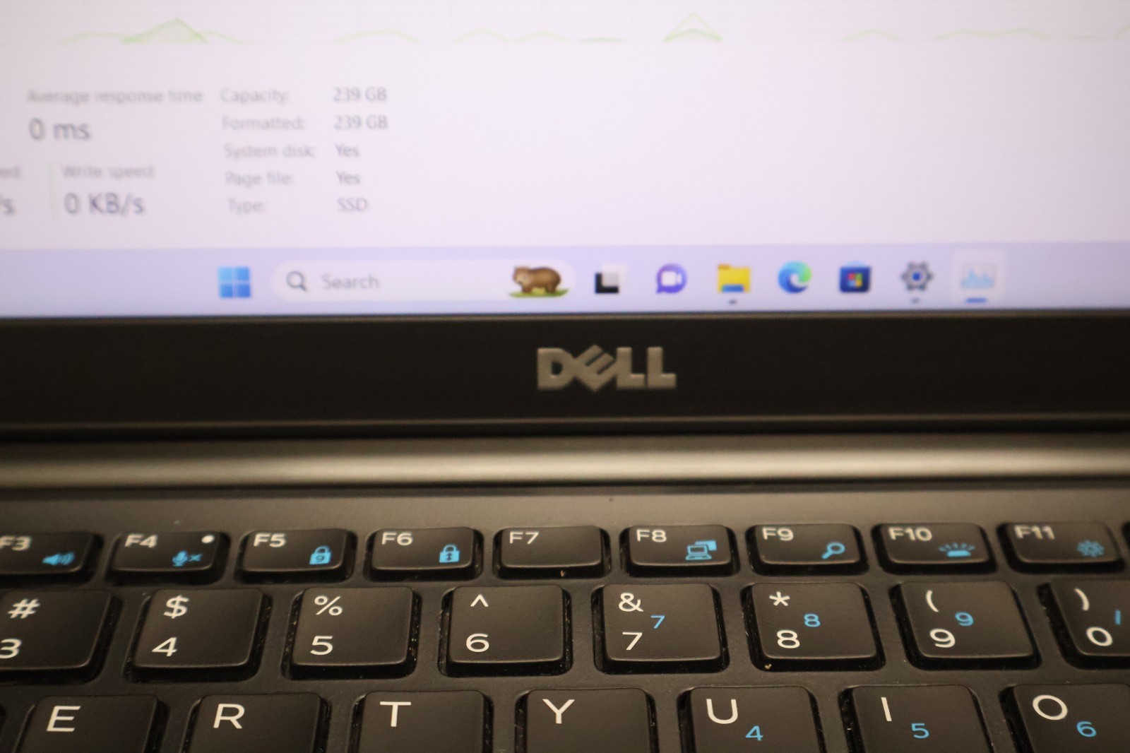 Dell Latitude 7480 i5-7300U 2.60GHz 8GB Ram 256GB SSD Windows 11 Pro Notebook