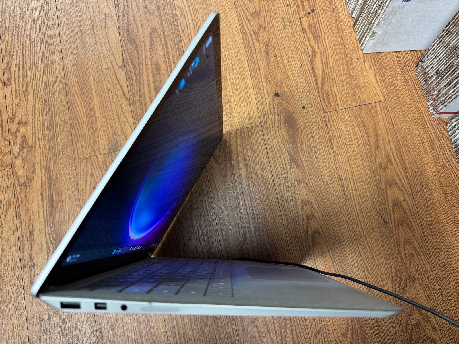 Microsoft Surface laptop model 1769 Dead Battery needs replacement