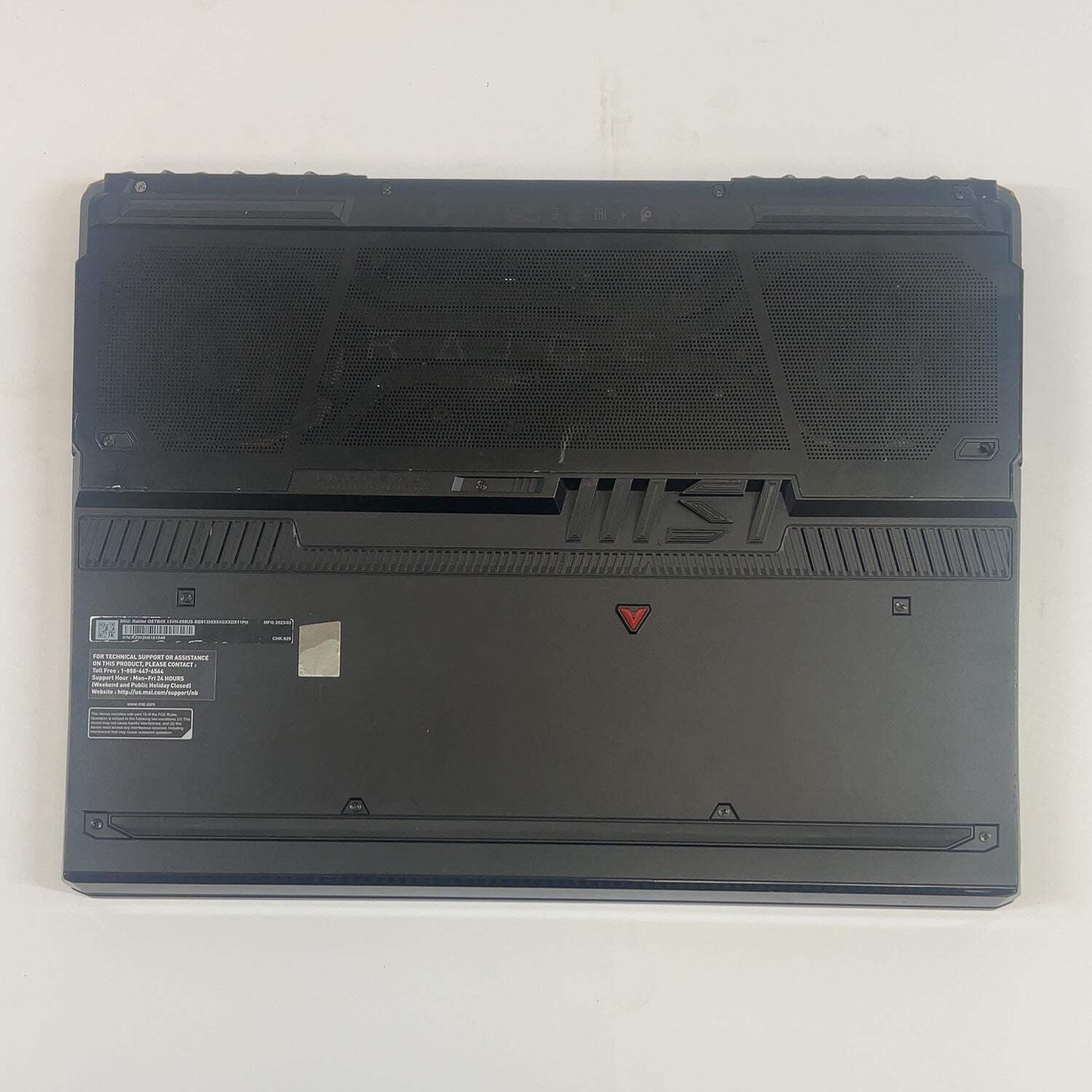 MSI Raider GE78 HX 13VH 17.2″ i9-13980HX 64GB RAM 2TB SSD GeForce RTX 4080