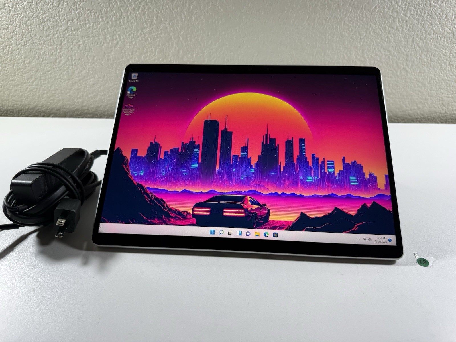 Microsoft Surface Pro 8 (1982) i5-1145G7 – 16GB RAM – 256GB 120Hz – Win 11 Pro