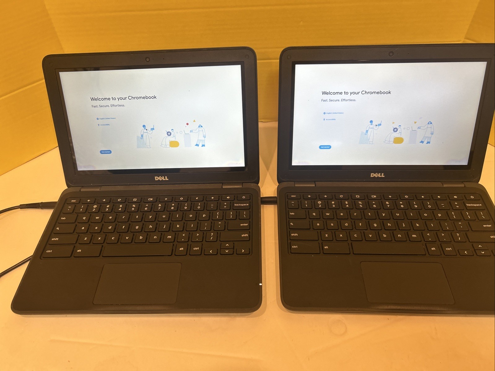 2 Dell 3180 Touchscreen Chromebook Fully Functional Screen Marks Battery Bad
