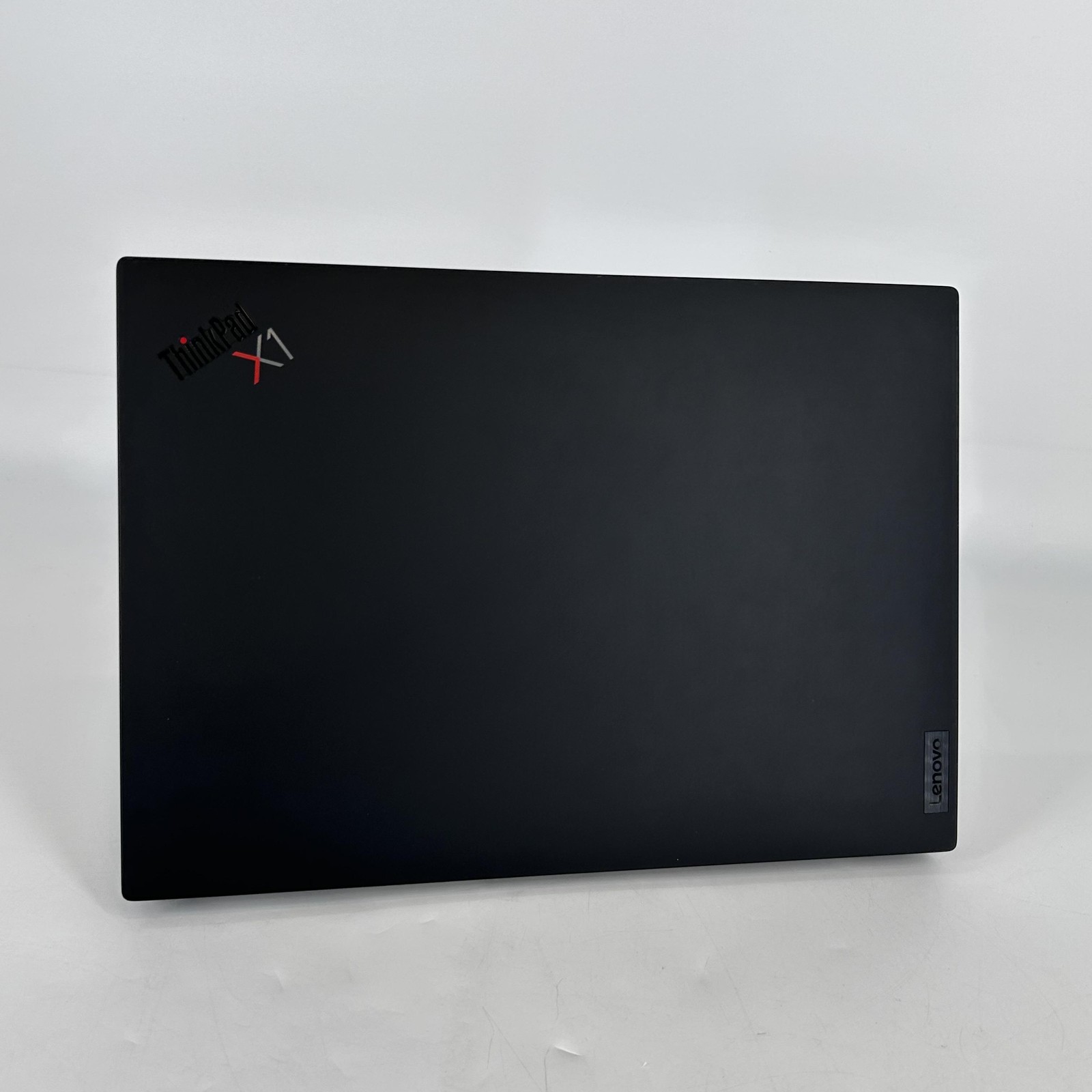 Lenovo ThinkPad X1 Carbon Gen 10 14 FHD+ 1.8 GHz i7-1265U 16GB 512GB Very Good