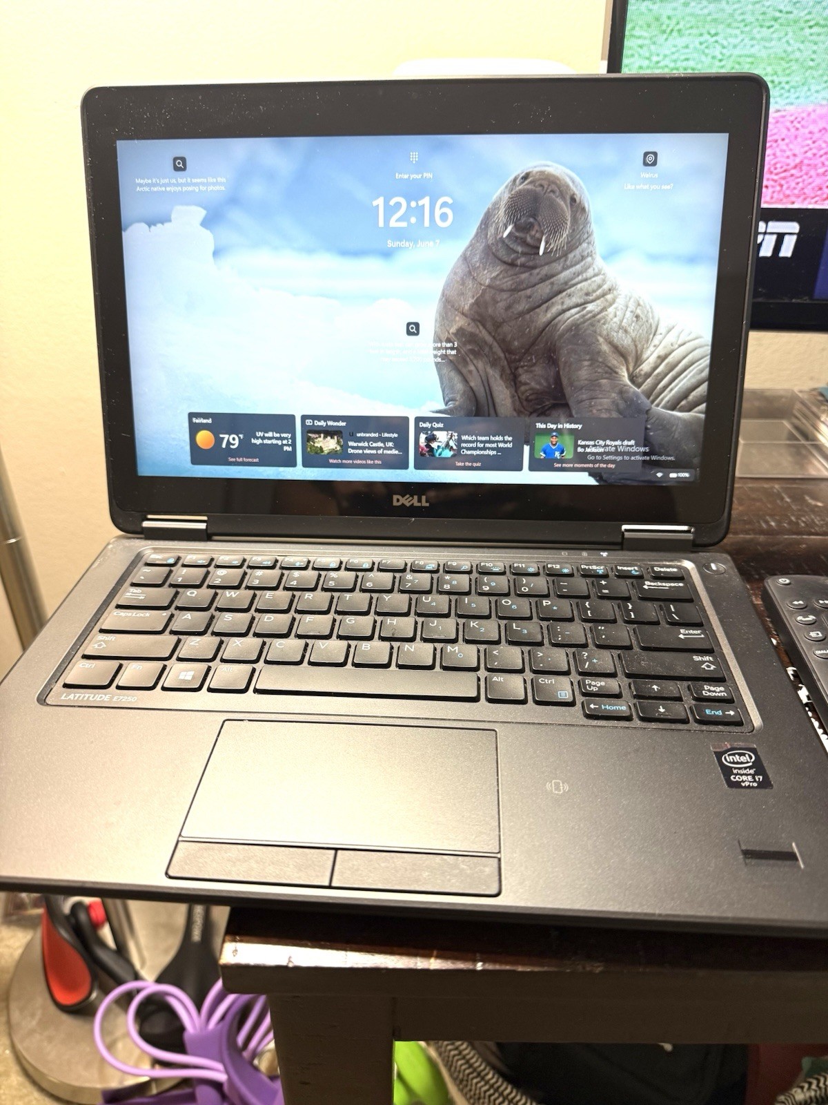 Dell Latitude E7250- 12″ Core i7-5600U 2.6GHz 16GB # Windows 11🔥