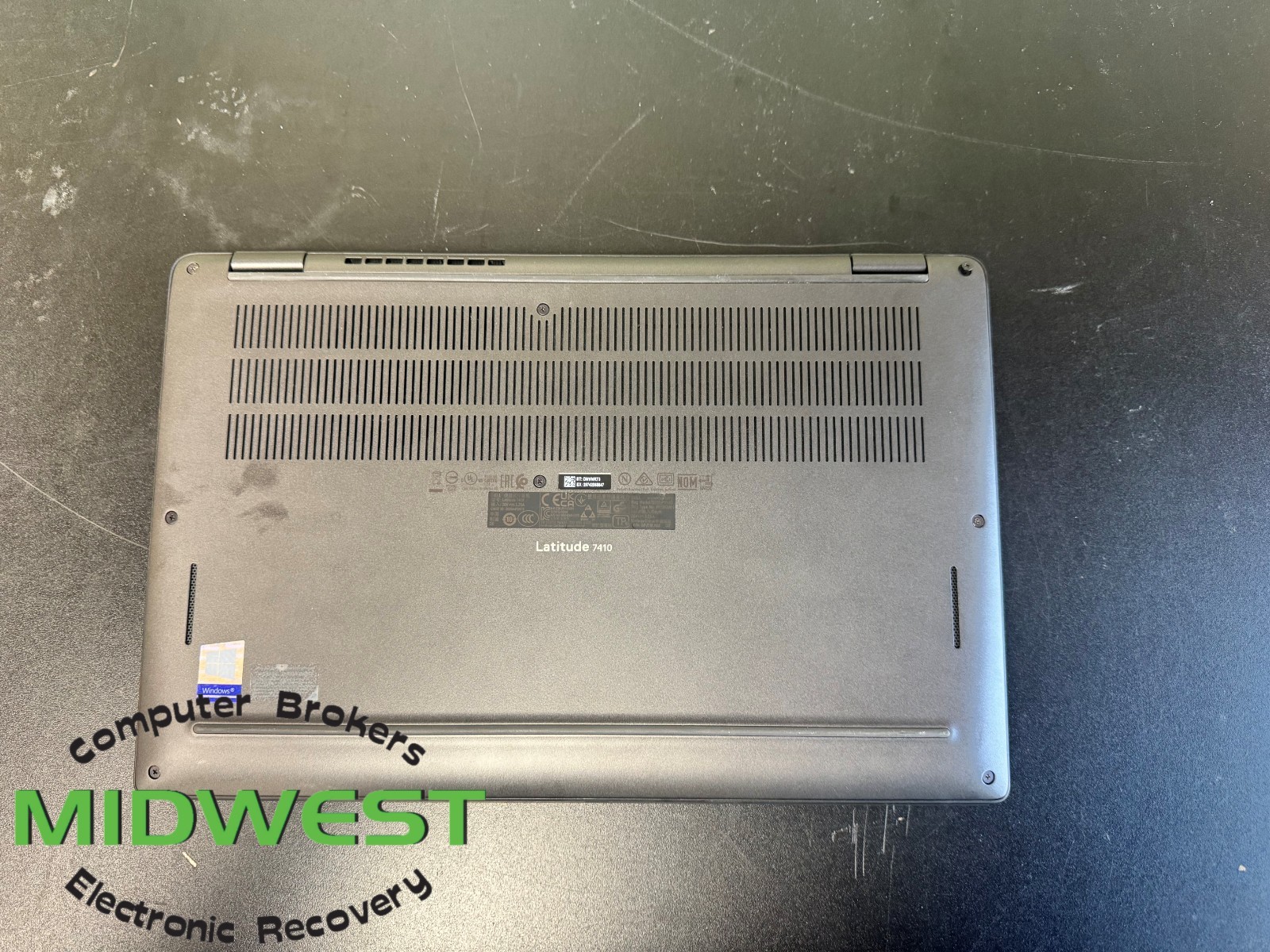 Dell Latitude 7410 i7-10810U 1.1GHz 16GB RAM (NO OS/HDD/SSD)