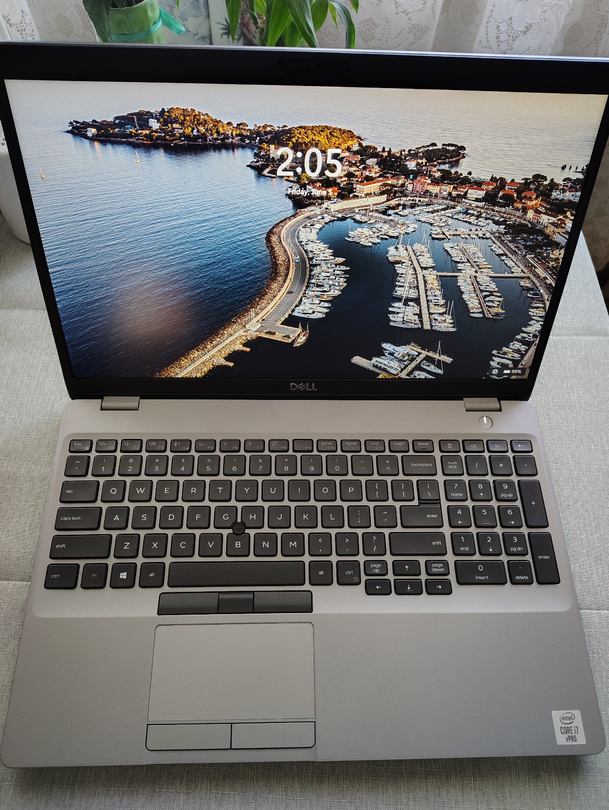 Good condition Dell Latitude 5511 Intel i7-10850H 16GB RAM Win 11 Pro