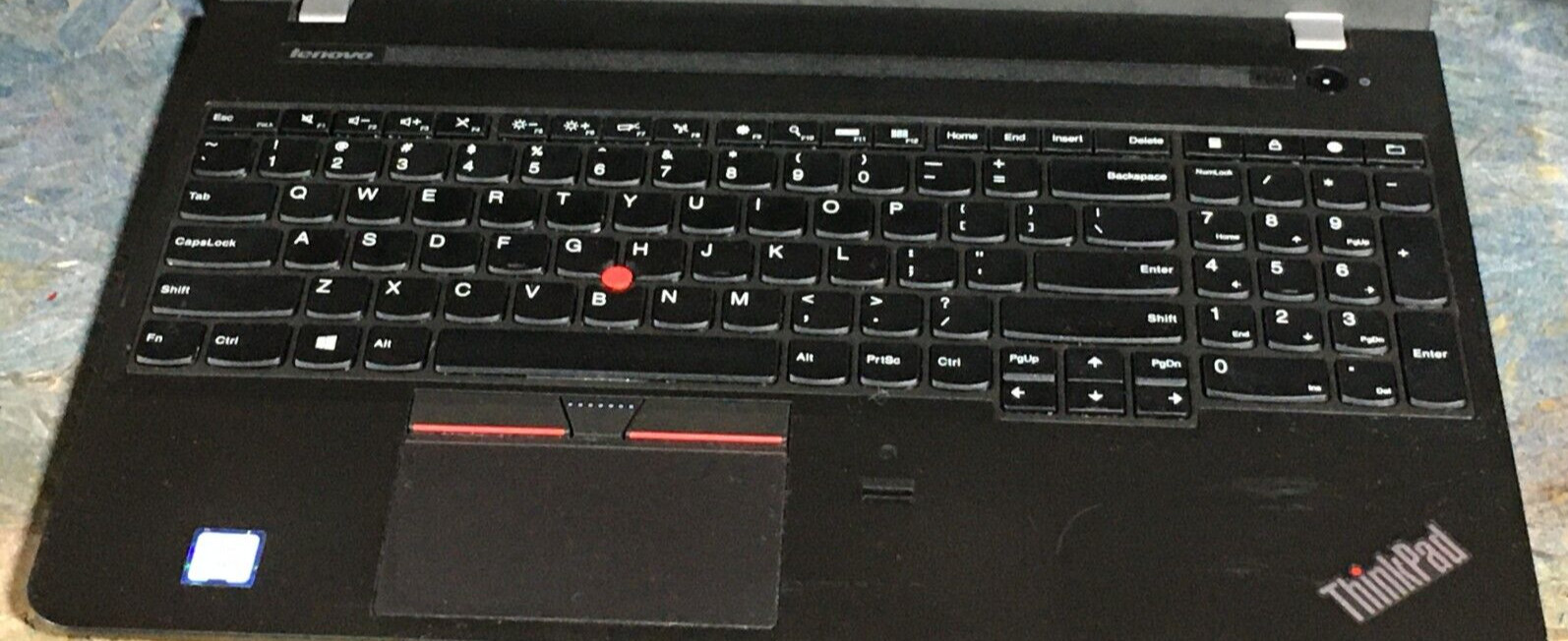 Lenovo E560 i5-6200U @ 2.3GHz 8GB RAM 500GB HDD