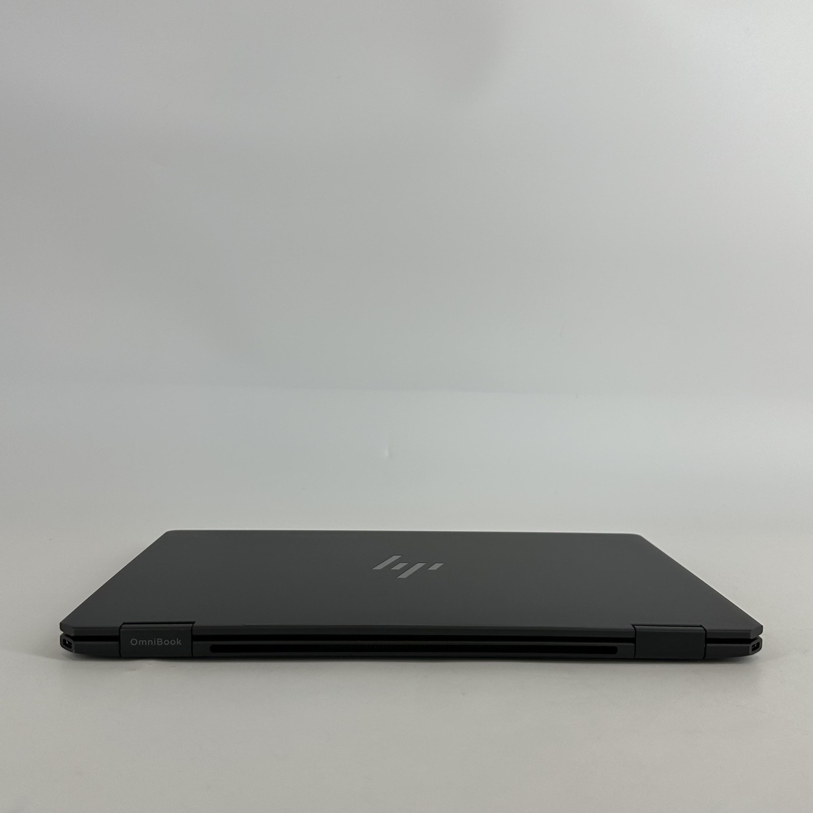 HP OmniBook Ultra Flip 14 3K TOUCH 2.2 GHz Ultra 7 256V 16GB 1TB SSD Excellent