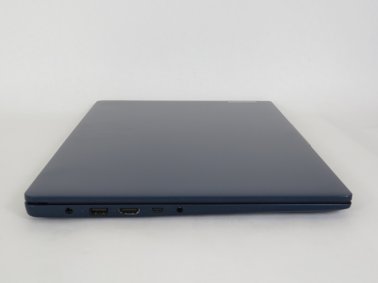 Ideapad Slim 3 15ABR8 15.6in FHD AMD Ryzen 7 7730U 2GHz 16GB RAM 512GB SSD