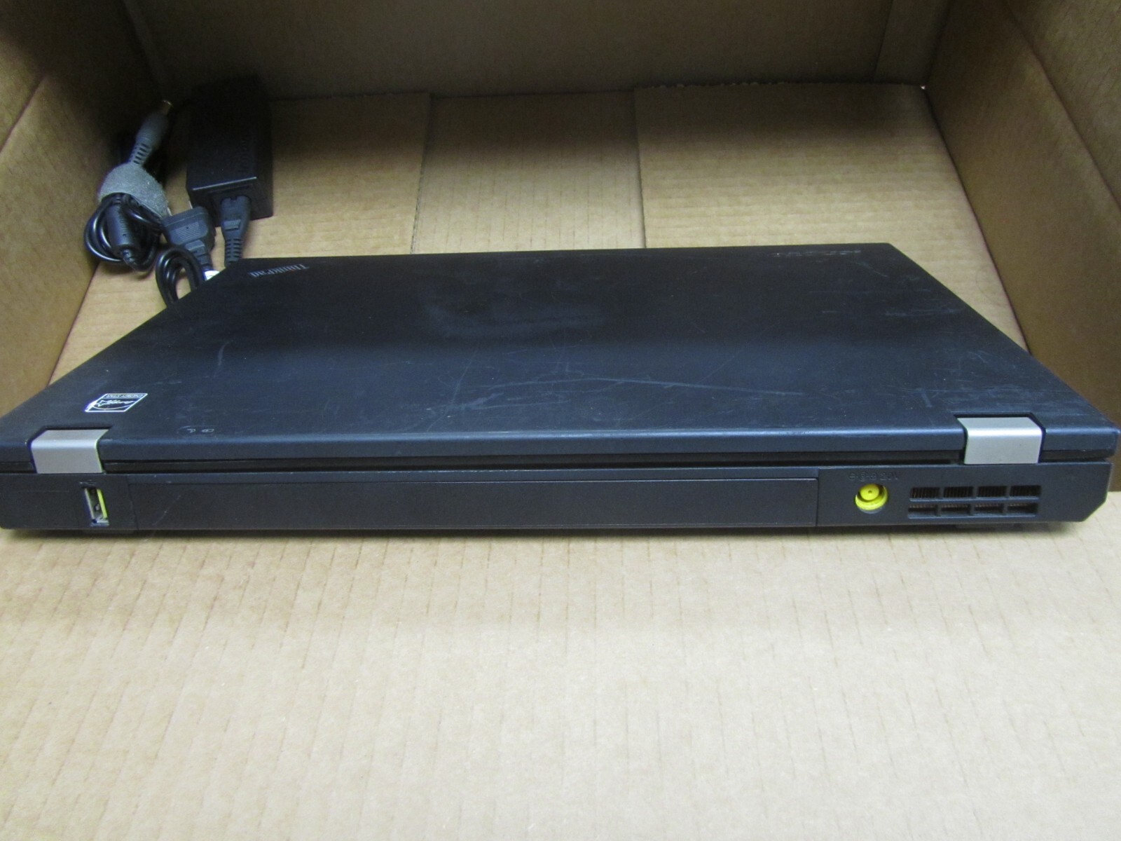 Used ThinkPad T420 i5-2520M 8GB RAM, NEW 1 TB SSD, 14″ 1366×768 LCD, Win 7 Pro64