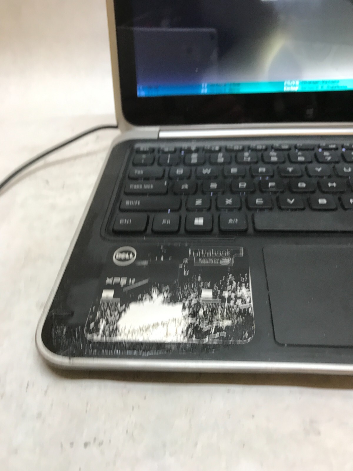 Dell XPS 12 9Q23 12″ Laptop Intel i7-3537U 2.0GHz 8GB RAM NO SSD For Parts – DW
