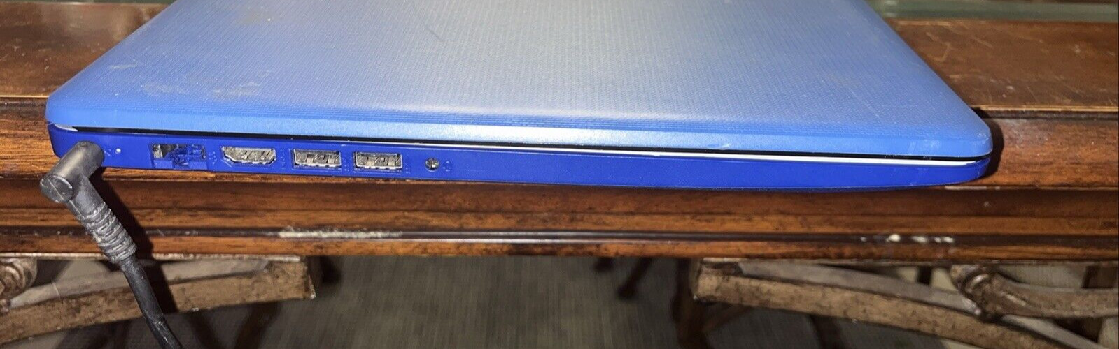 HP 17.3 HD Notebook i3 8145U 1 TB SSD 500 GB HD 8GB HD 8GB RAM 256GB SSD WIN 11