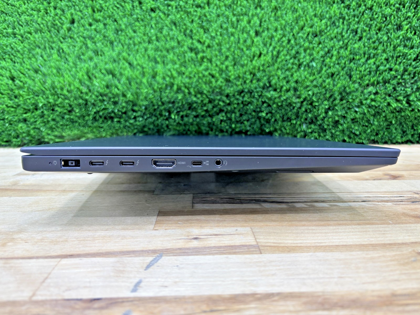 Lenovo ThinkPad P1 Intel Xeon 2.70GHz 32GB RAM 512GB SSD Nvidia Q P2000 Win11 P*