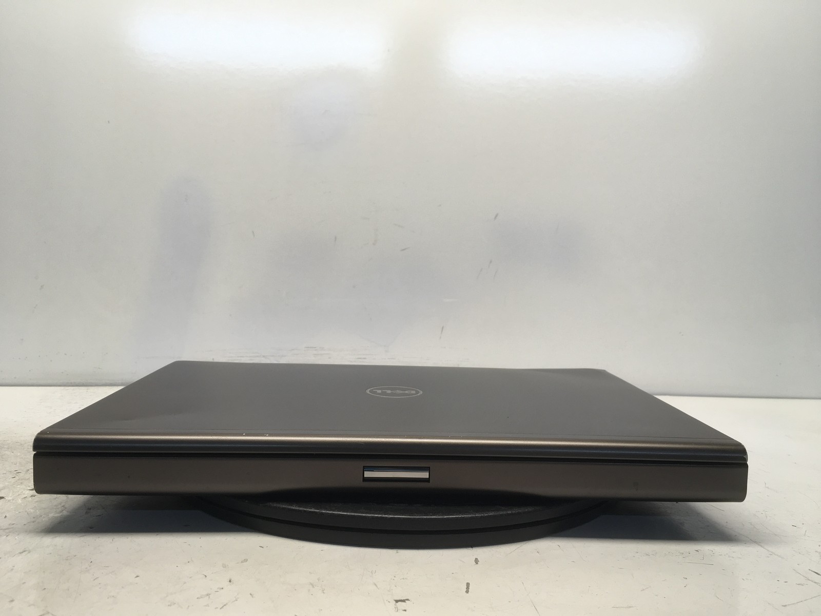 Dell Precision M4600 Intel i7-2720QM 2.2GHz 8 GB NO HDD No Batt
