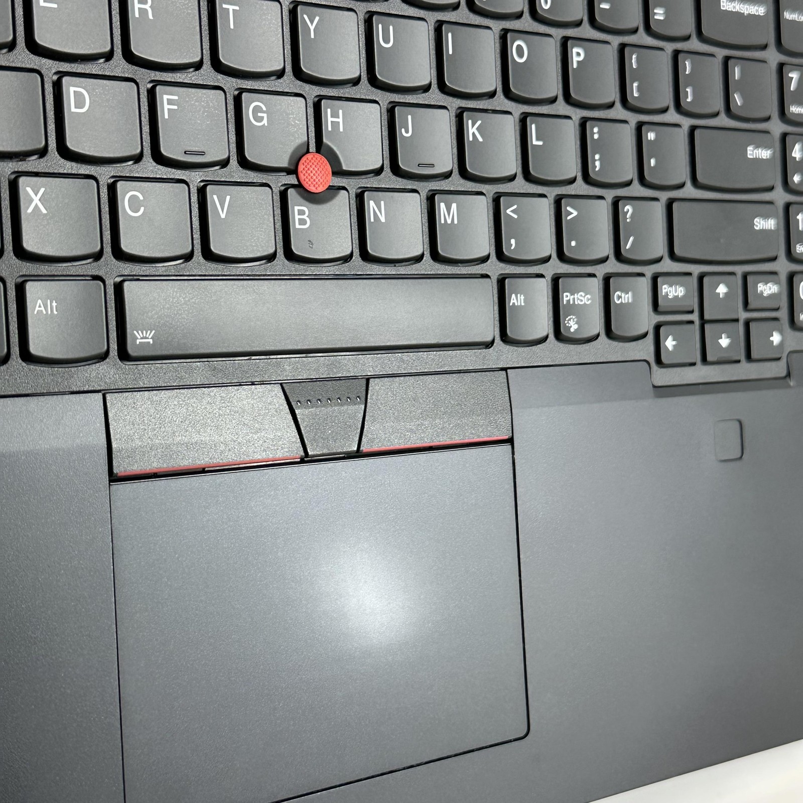 Lenovo ThinkPad L15 Gen 1 FHD i7-10510U 1.80GHz 16GB 512GB SSD Very Good