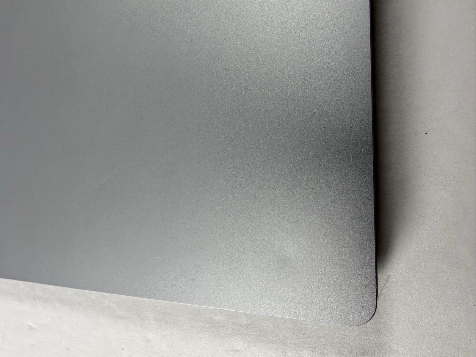 Microsoft Surface Laptop 5 13.5” 1950 Intel Core i7-1265U 16GB RAM 512GB NVME