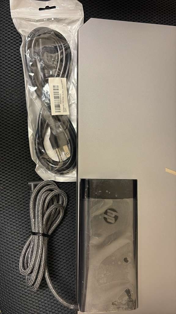 HP Zbook 17 G5 Intel i5- 8400H 2.5GHz 32GB RAM 512GB NVMe Quadro P2000 Win11Pro.