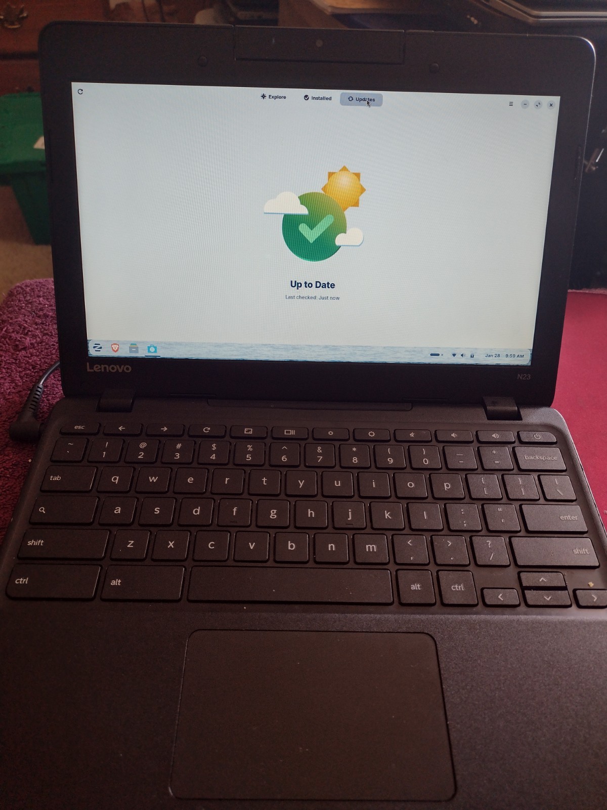 Lenovo N23 Chromebook 1.60 GHz 2GB Ram 16GB NICE CLEAN ZORIN OS WITH CHAGER