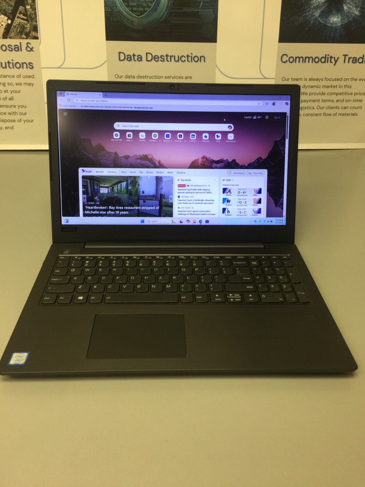 LenovoV330-15IKB (81AX) core i5 7th gen 2.50 ghz 8 GB RAM 256 GB SSD WIN 11 PRO