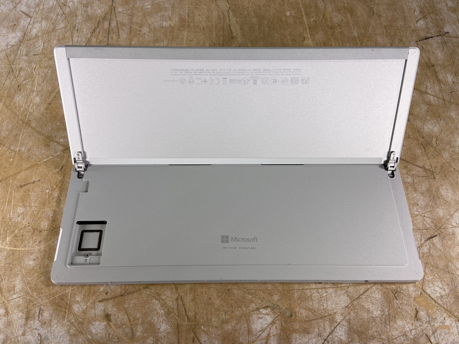 MICROSOFT SURFACE PRO 7+ (1960) i7-1165G7 @ 2.80GHz, 16GB RAM, NO HDD/OS
