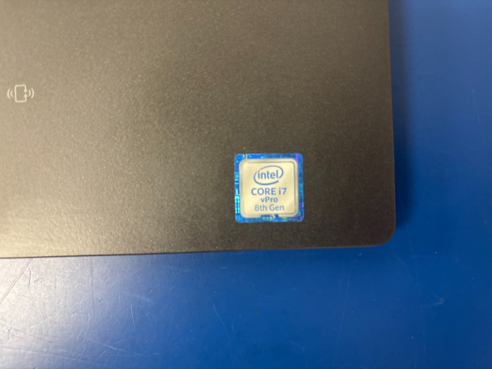 DELL LATITUDE 7400, Intel Core i7-8665U, 1.90 GHz, 20 GB RAM, 256 GB M.2
