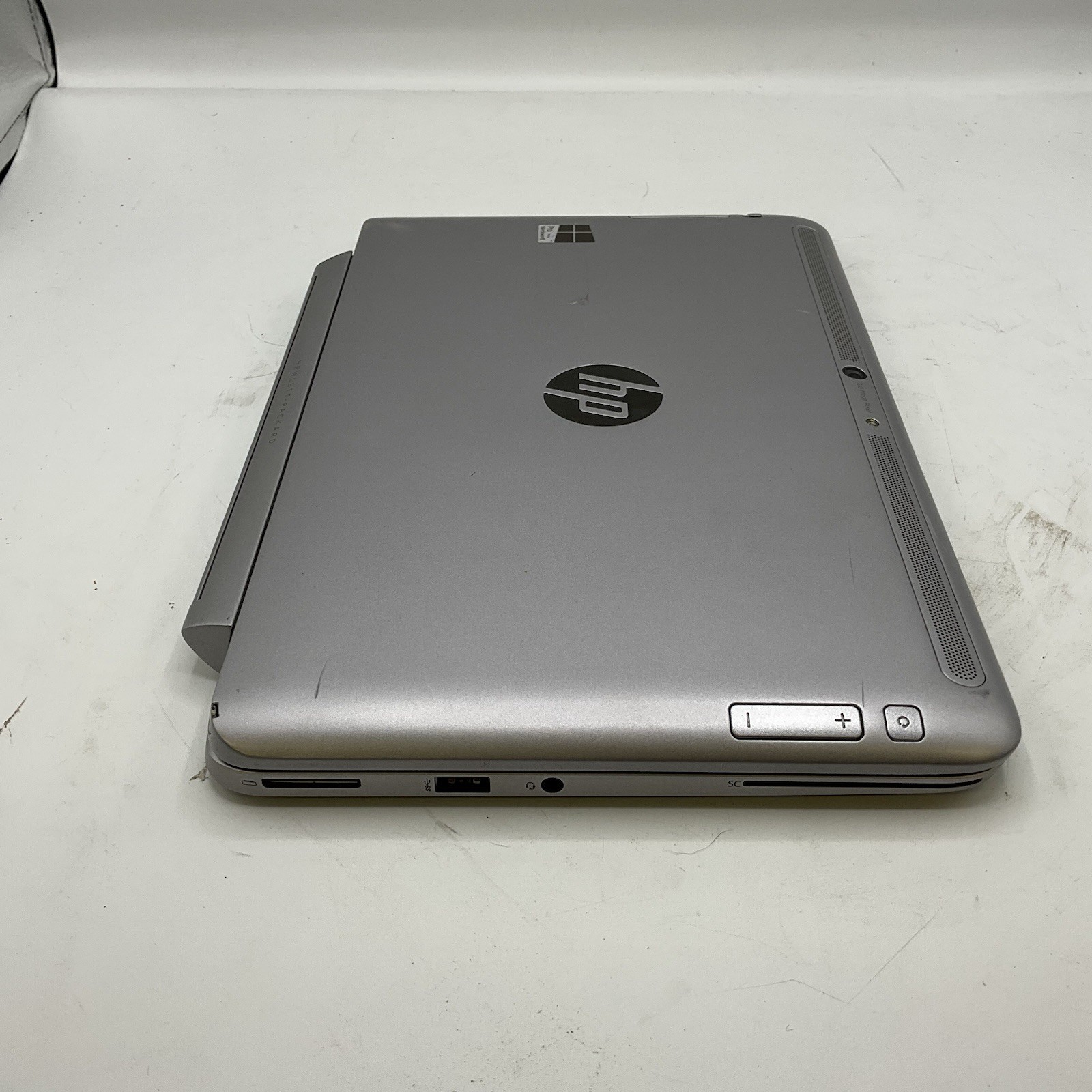 HP Elite x2 1011 G1 Tablet 11.6″ Intel Core M 5Y71 Win 10 Pro 8GB RAM 512gb SSD
