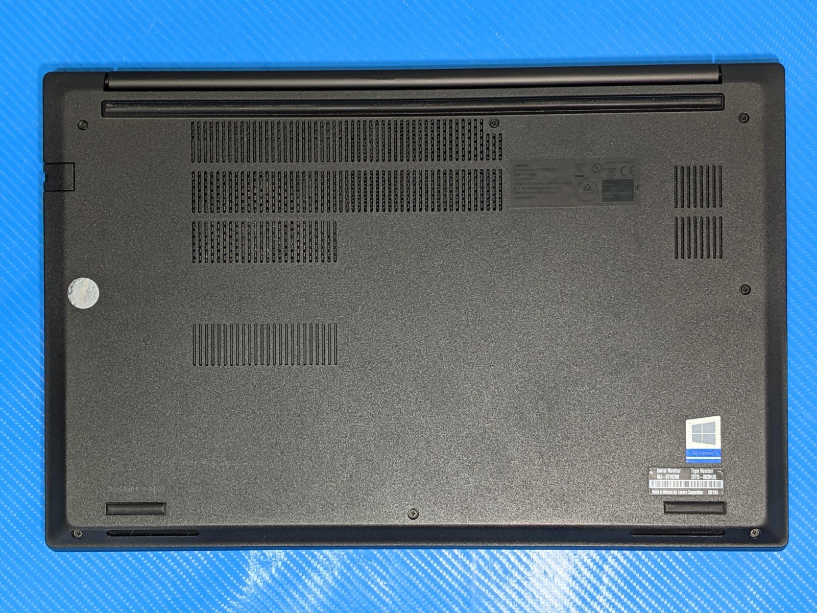 Lenovo ThinkPad E15 15.6″ FHD TOUCH i7 11th Gen 2.8GHz 32GB 1TB SSD Win11Pro +PA