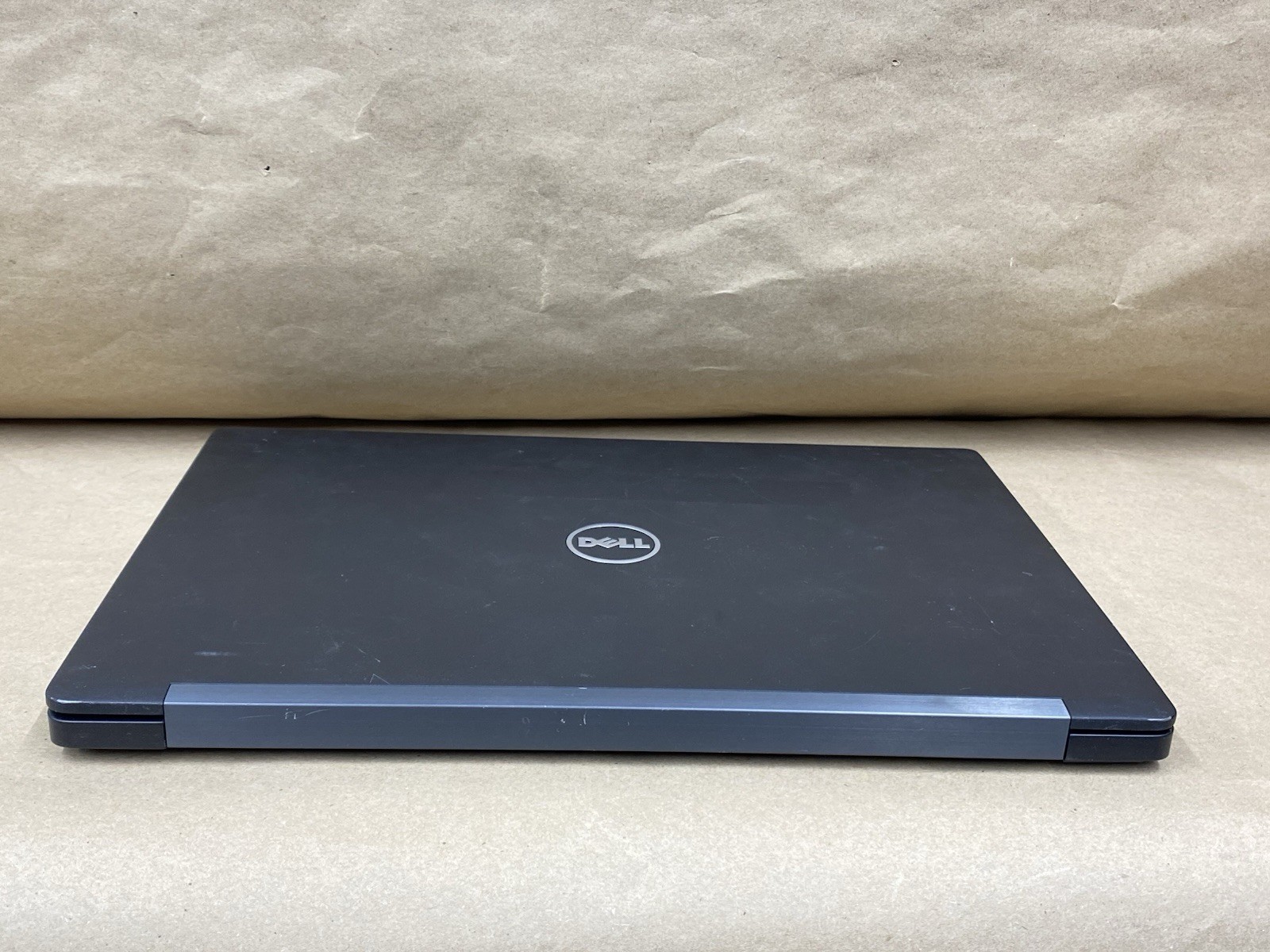 Dell Latitude 7280 – 12″ HD – i7-7600U – 4GB – 256GB SSD – Win 10 Pro – READ