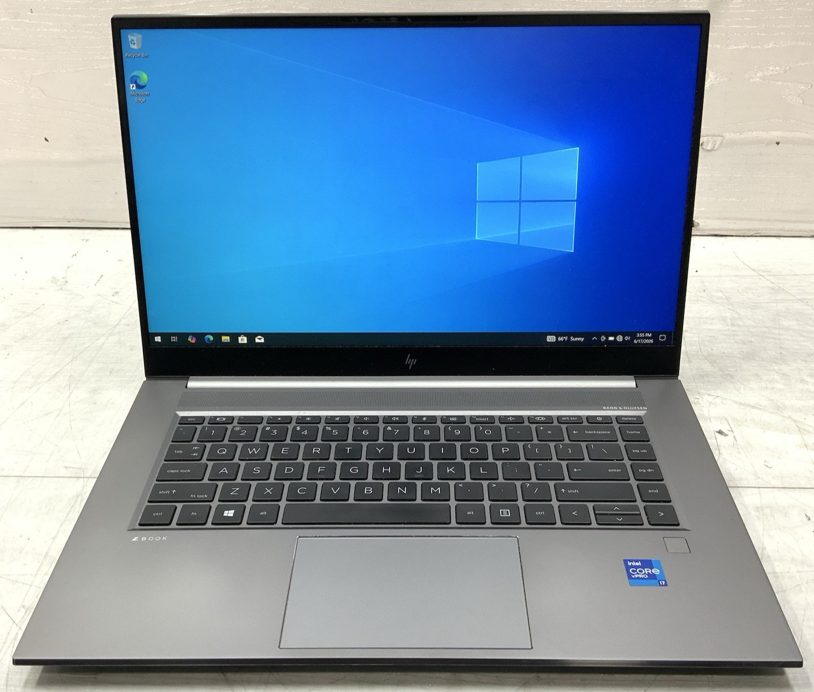 HP ZBook Studio 15 G8 | Intel i7-11850H 512GB NVMe 32GB DDR4 RTX A2000