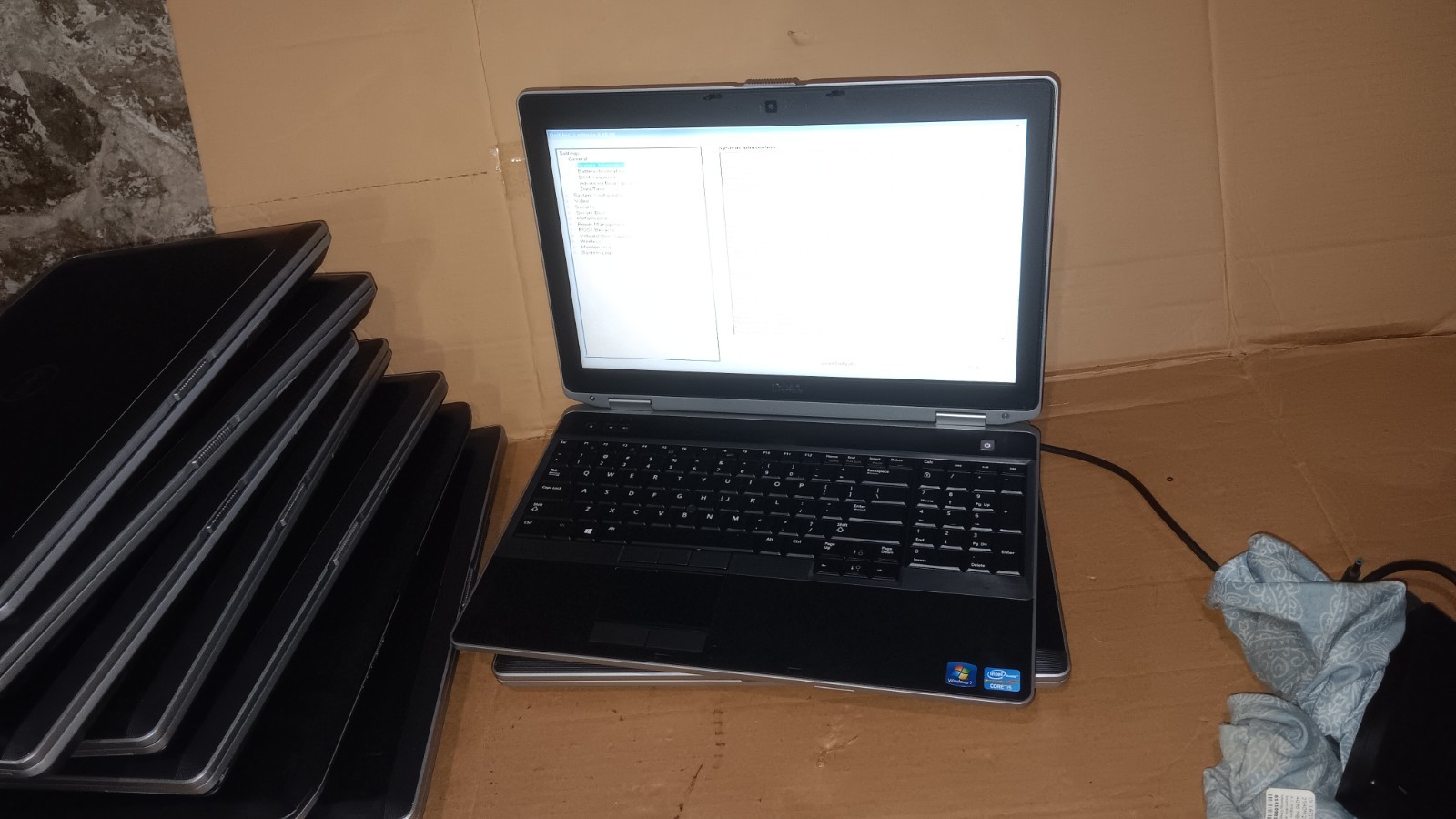 Lot of 9 Dell Latitude E6530, E6520, E5530 Laptops Core i5, 15.6″ LCD Screen P/R