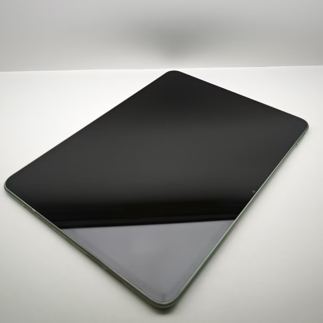 OnePlus Pad Pro 12.1″ 13MP napdragon 8 Gen 3 9510mAh Wi-Fi Android 14
