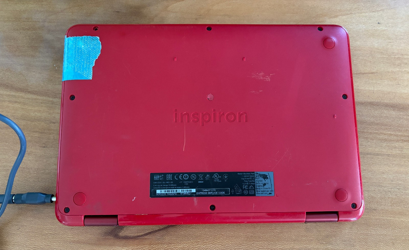 Dell Inspiron 11 3000 3162 Red Laptop Intel Core m3 Powers On No Login