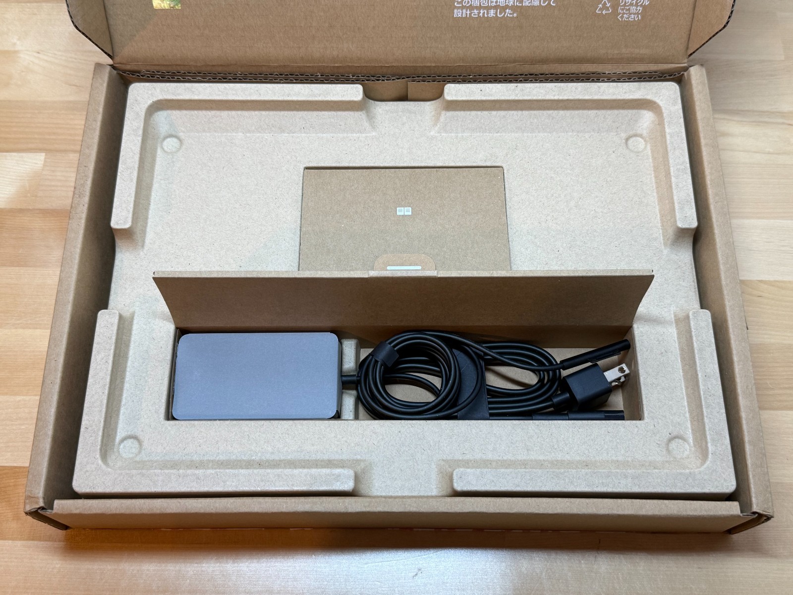 Microsoft Surface Laptop 6 13.5″ U5-135H 16GB 256GB Black ZJQ-00001