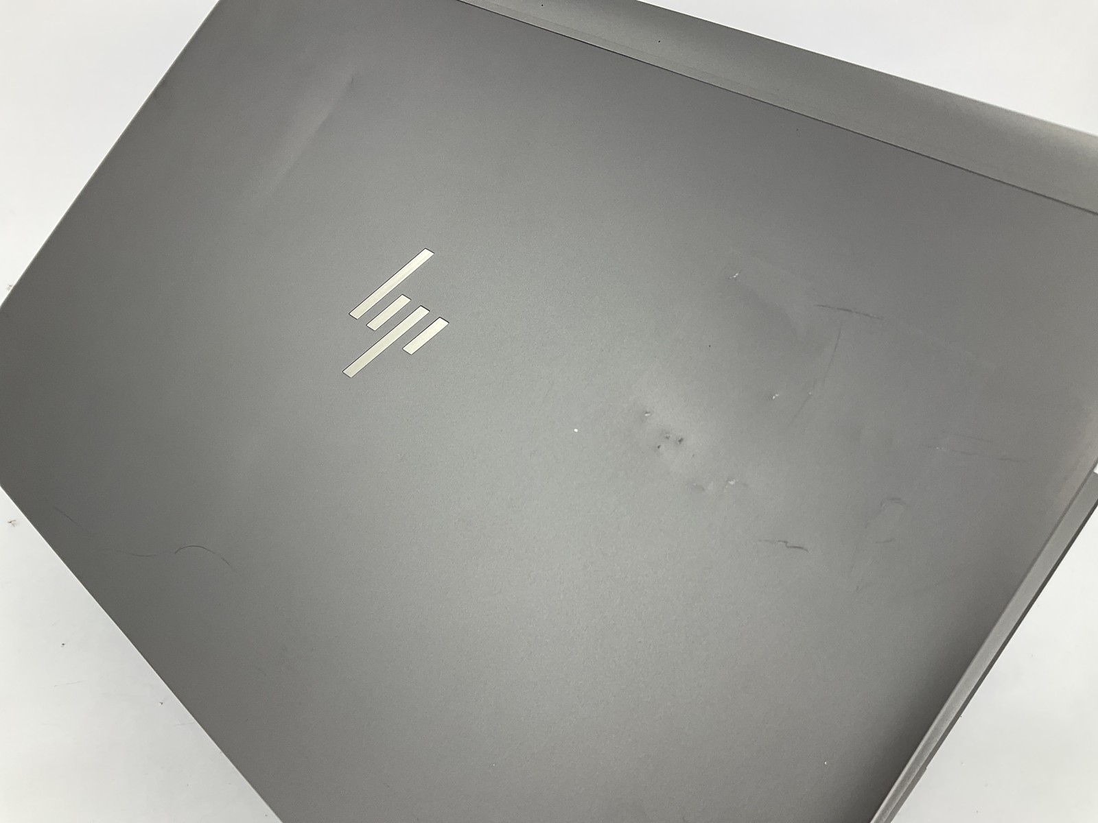 HP Zbook 15 G6 15.6″ Core i7-9850H 512GB 32GB B Win 11 Pro T1000