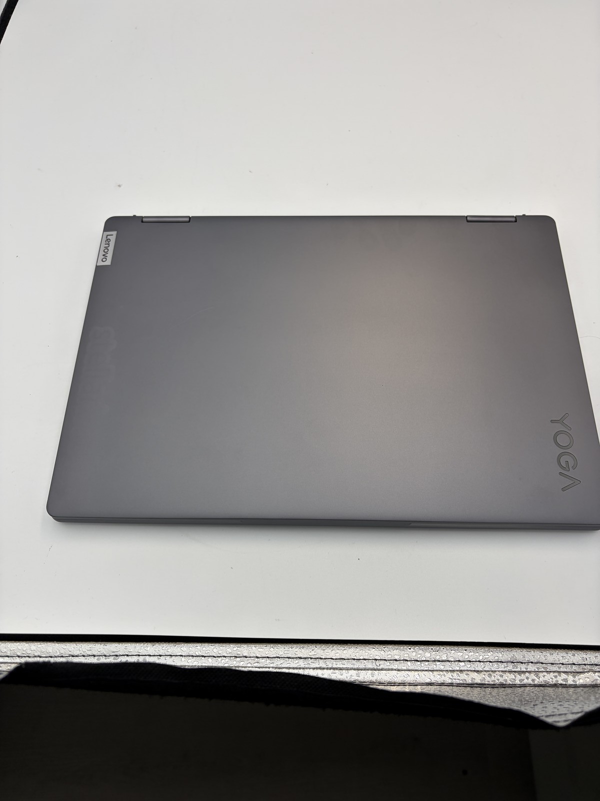 Lenovo Yoga 7 14IAL7 (2022) 12th Gen Intel(R) Core(TM) i5-1235U 16GB RAM 512GB S