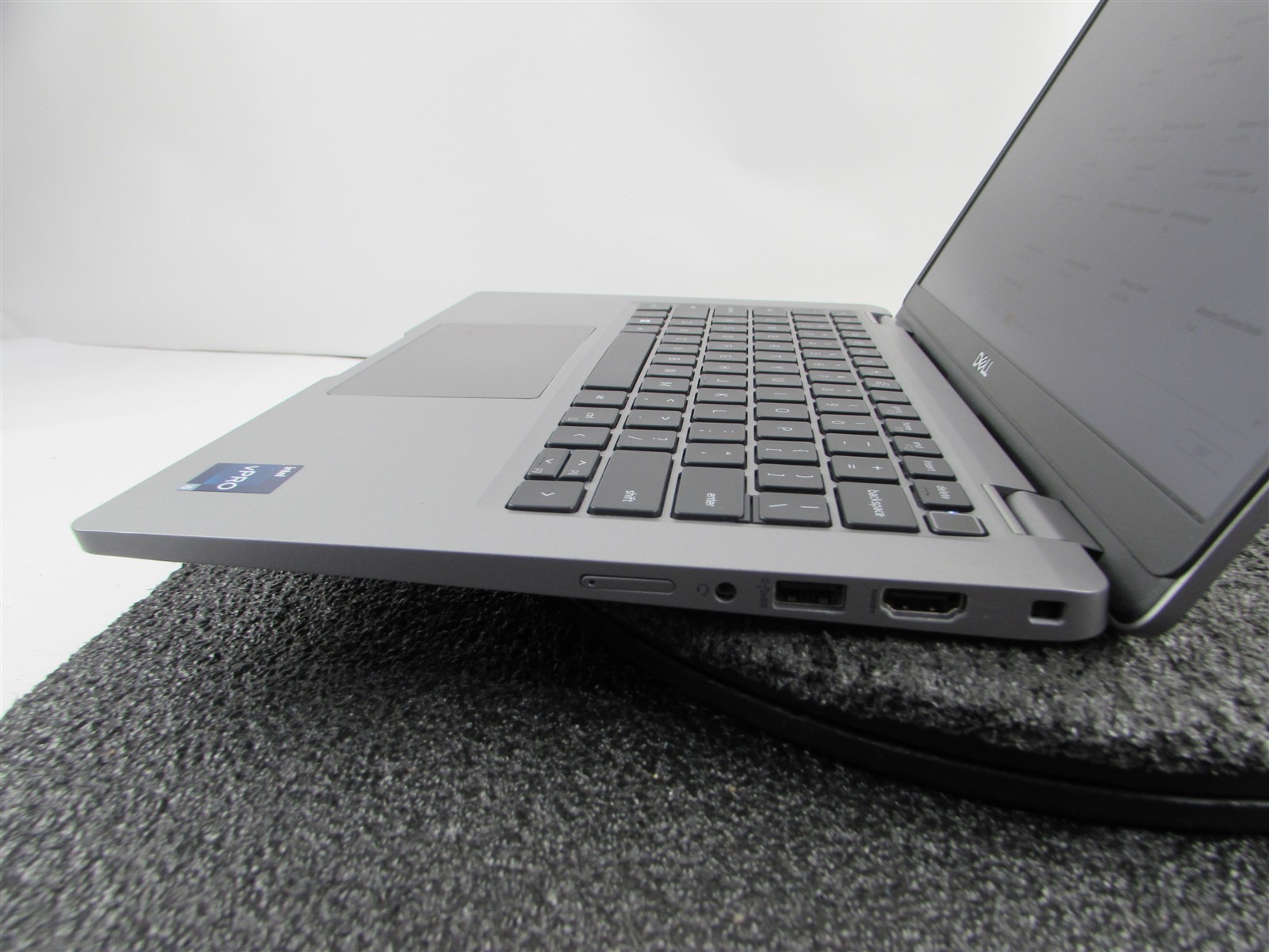 DELL LATITUDE 5330 FHD TOUCHSCREEN I5-1245U 10 CORE 512GB SSD 16GB RAM NO O.S