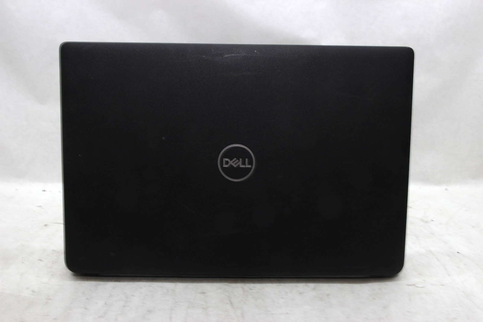 Dell Latitude 3500 15.6″ Laptop i7-8565U 16 GB RAM 256 GB SSD Win 11 w/Charger