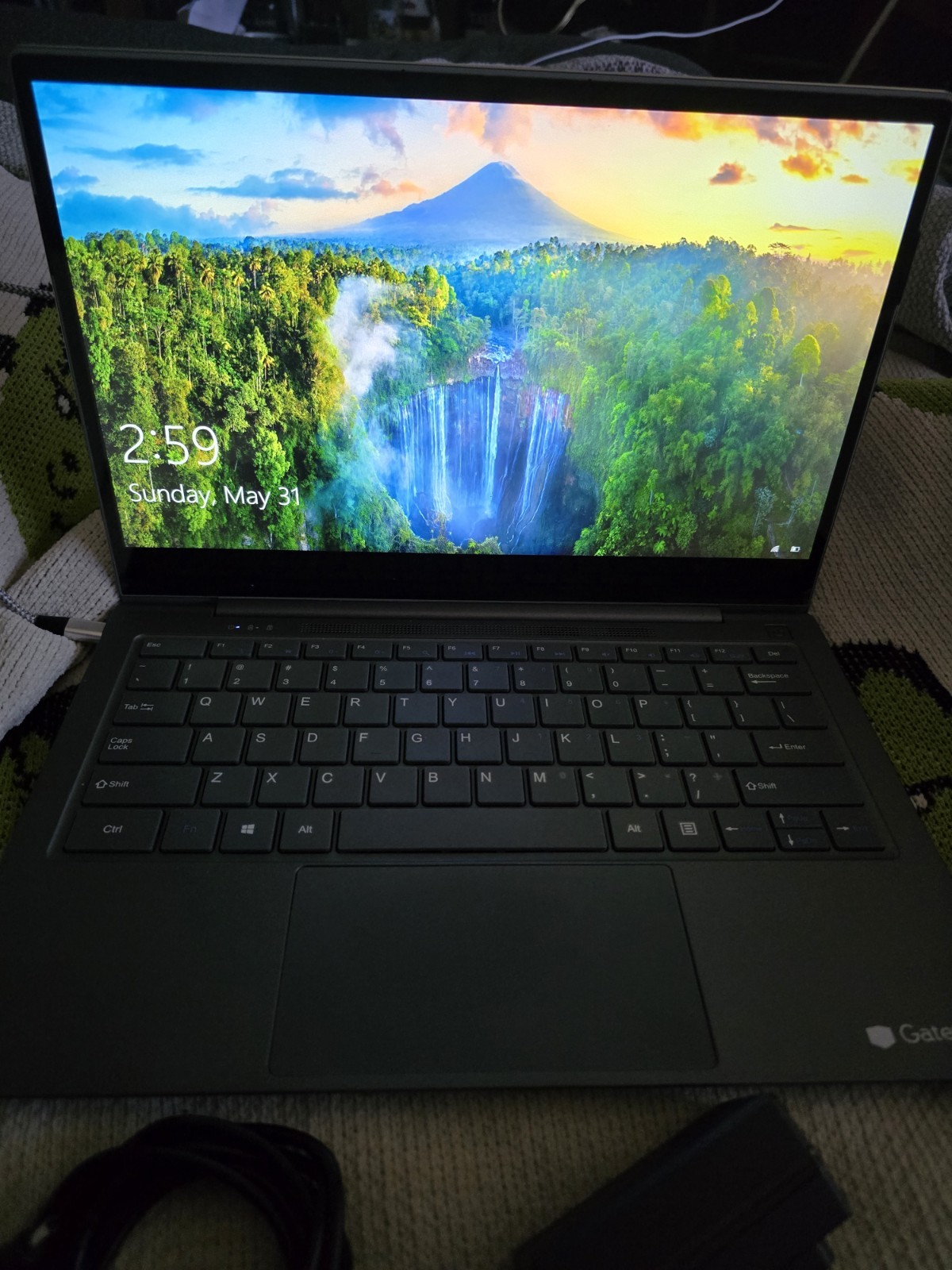 13.3″ UltraSlim Notebook Model: GWTN133-1 Windows 10 Home Excellent Condition