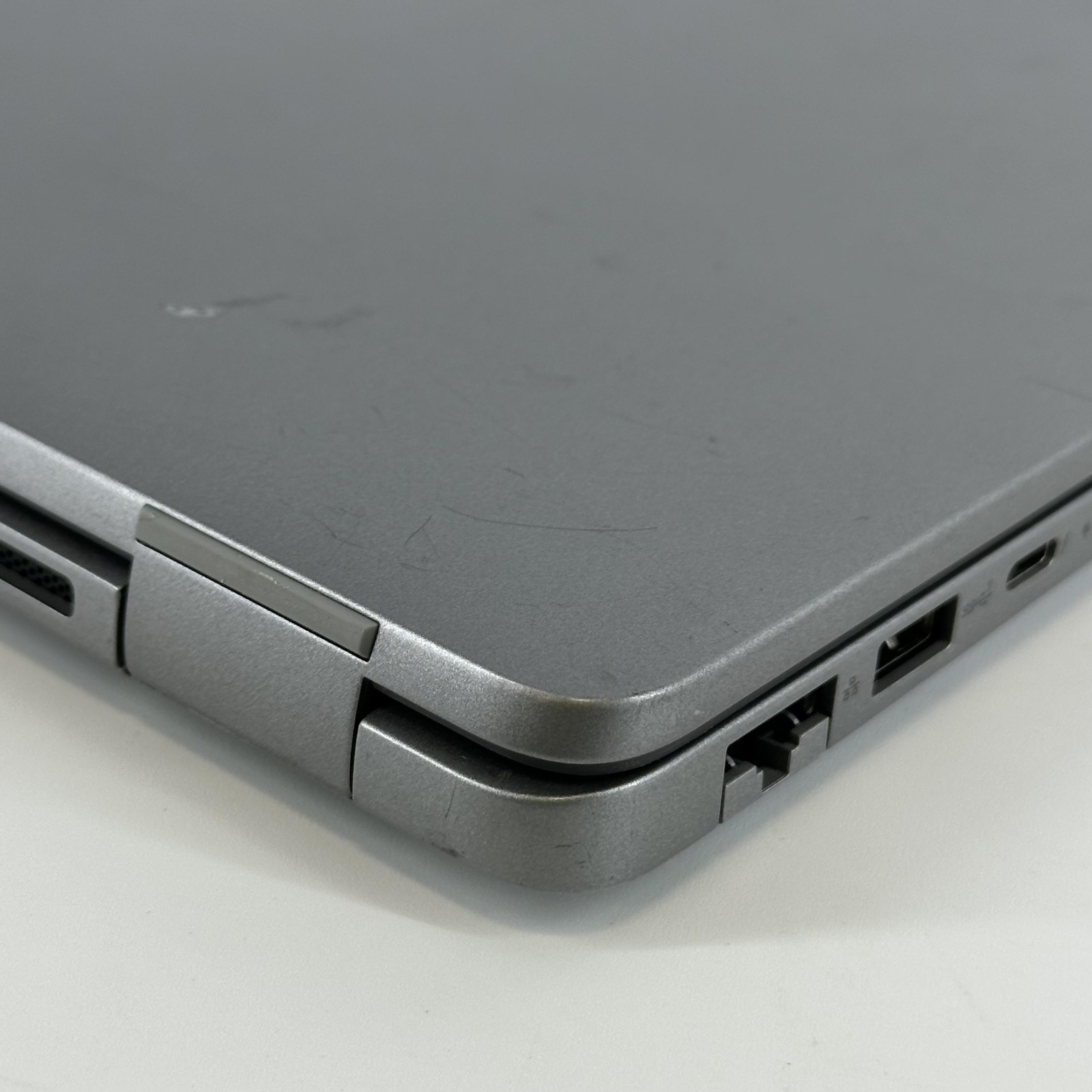 Dell Latitude 5450 14 Gray FHD TOUCH 1.7 GHz Ultra 7 165U 32GB 512GB SSD Good