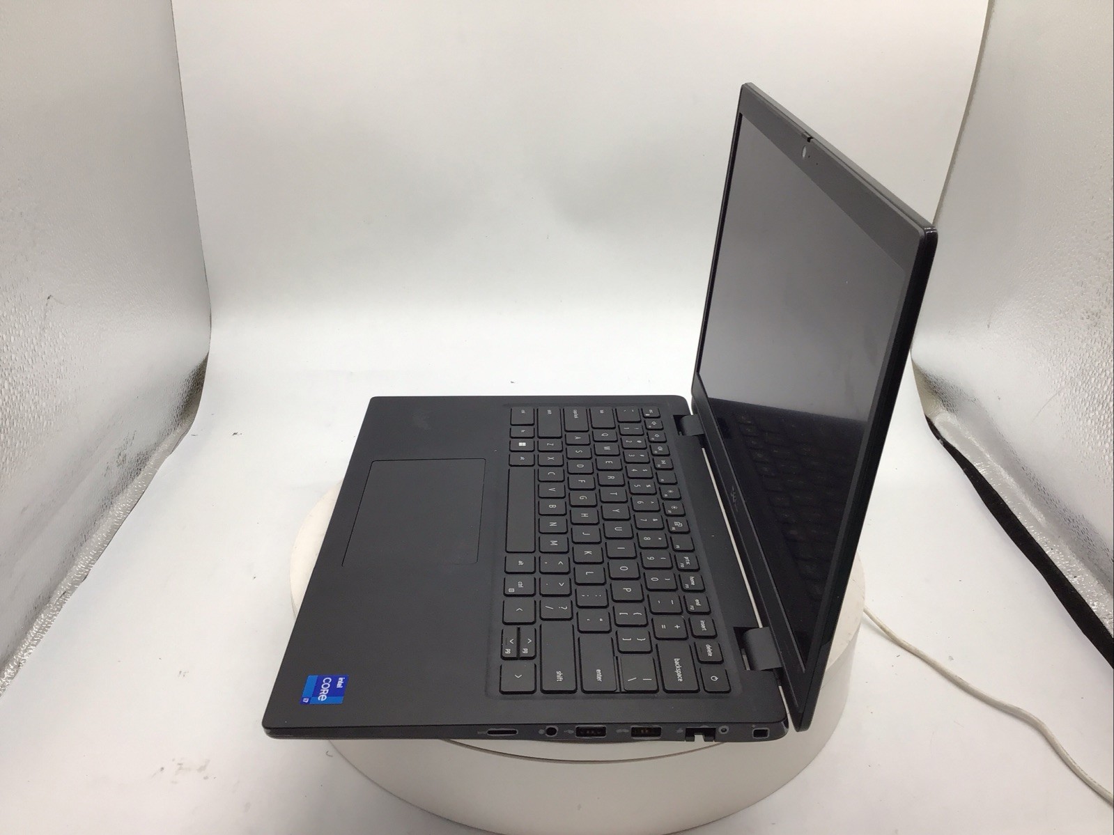 Dell Latitude 3420 14″ Laptop i7-1165G7 8GB RAM 512GB SSD Windows 11 Pro Used RD