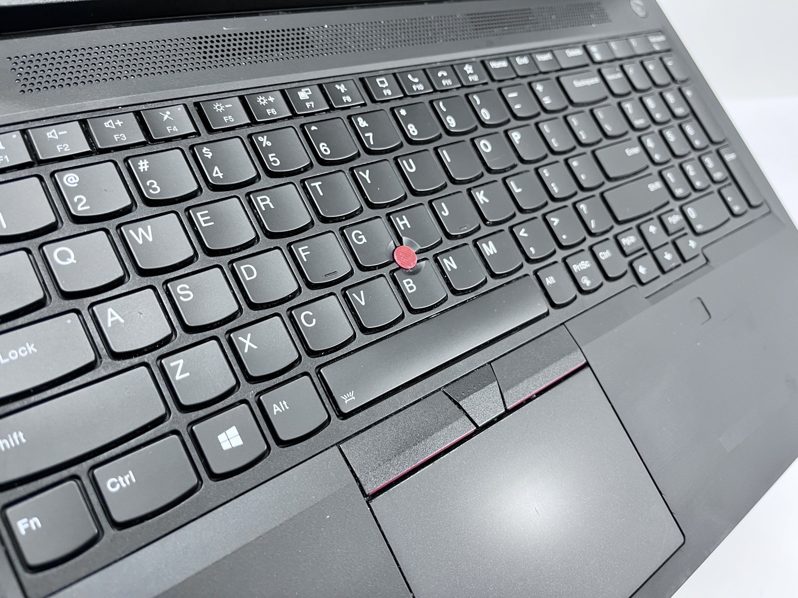 Lenovo ThinkPad P15 i7-10750H @ 2.6GHz 32GB RAM 512GB QUADRO T1000 *Grade C*