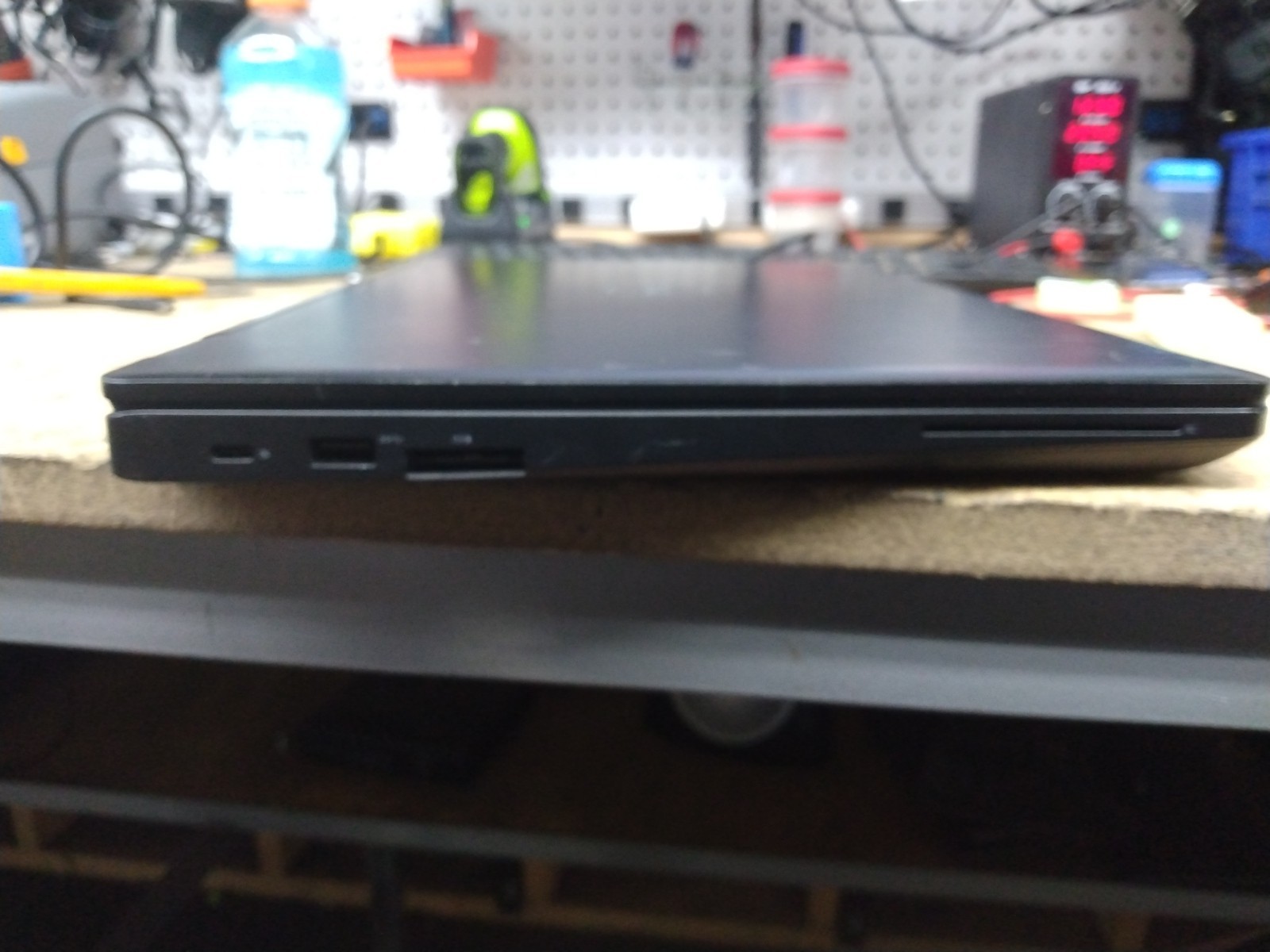 Dell Latitude 5591 FHD 15.6″ 8 GB I5-8400H NO SSD/NO OS