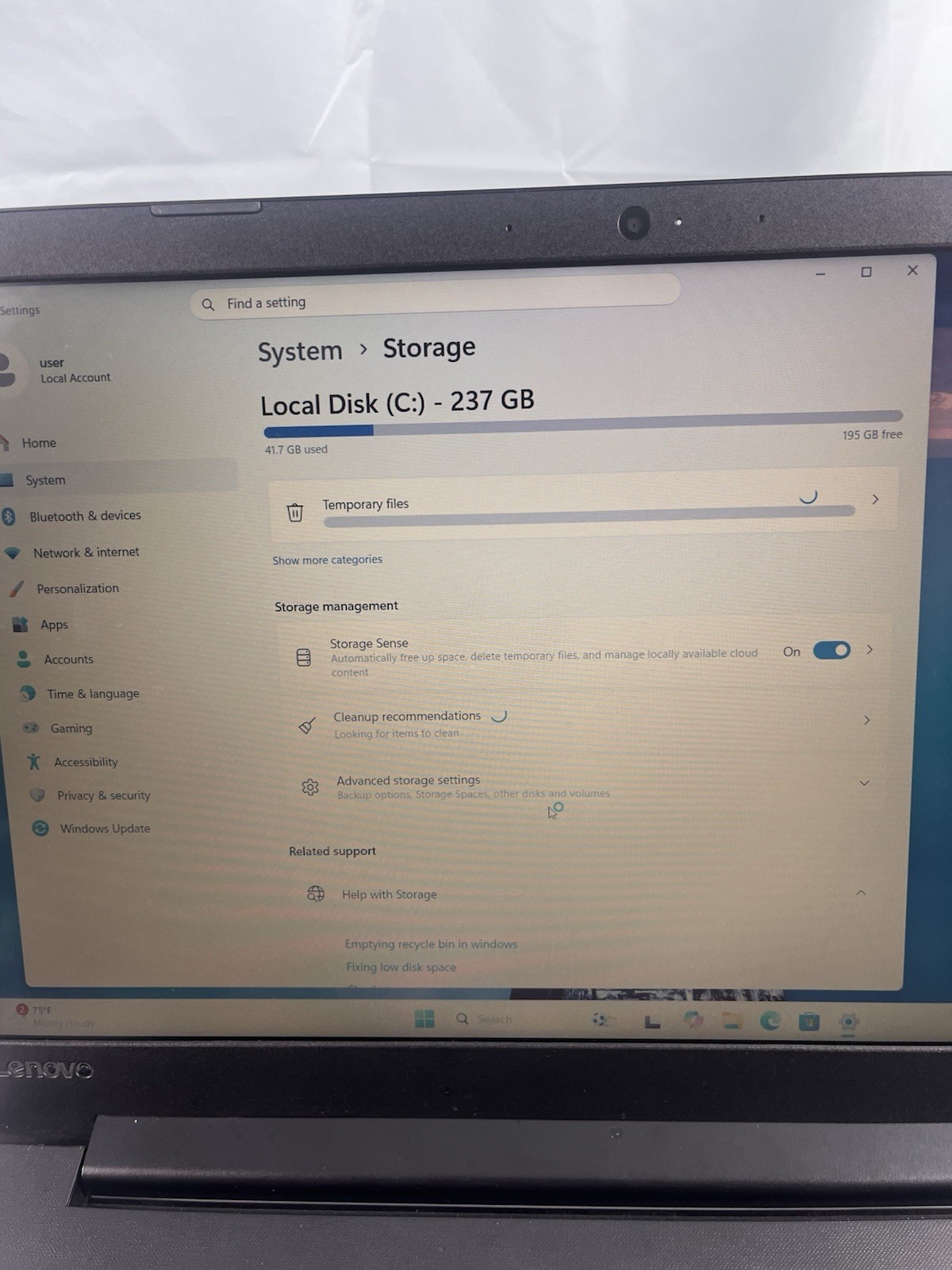 Lenovo V145-15AST | AMD A6-9225 | 8GB RAM | 256GB SSD | Windows 11 | Wi-Fi | Cha