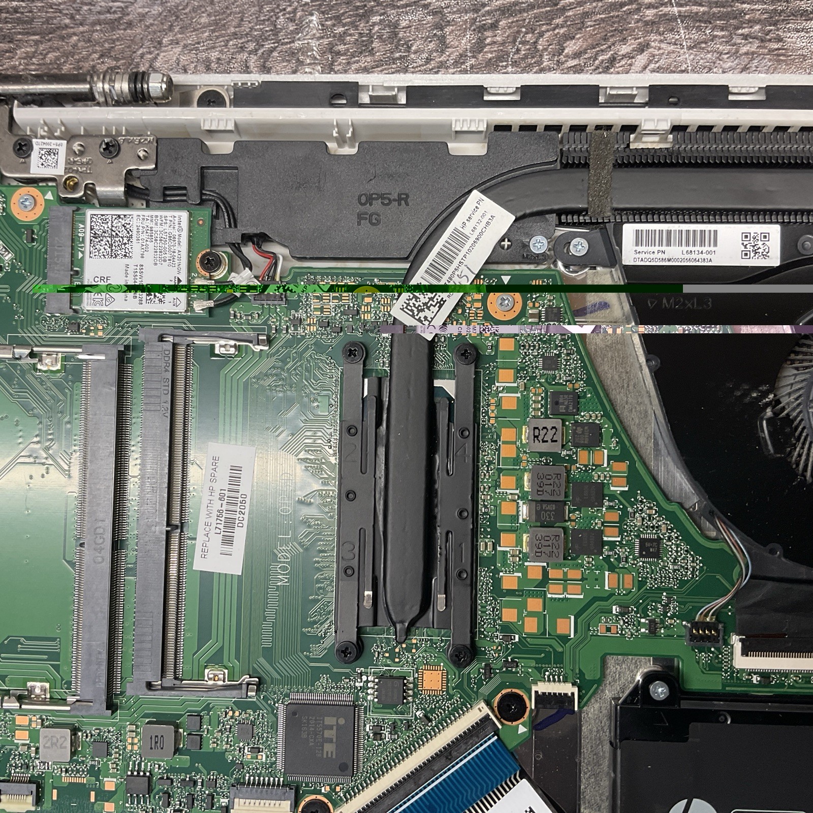 HP Laptop 15 / i5 10th Gen / BIOS Unlocked / No RAM / No SSD / M20